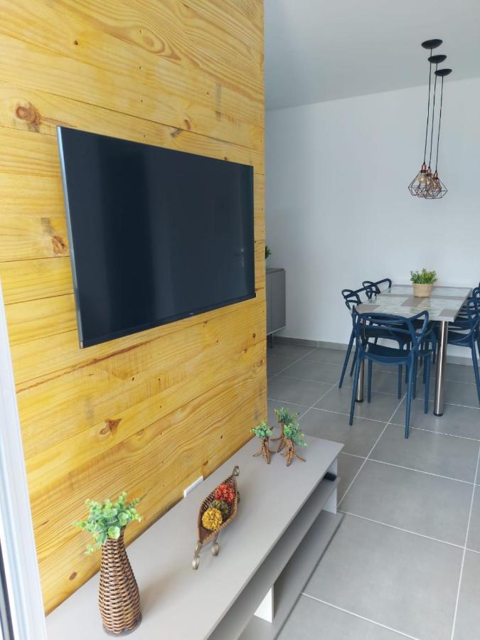 Apartamento Completo Em Ubatuba - Tenorio - Piscina E Churrasqueira Gourmet Ngoại thất bức ảnh